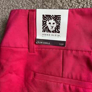 NWT Anne Klein slim ankle hot pink pants size 10
